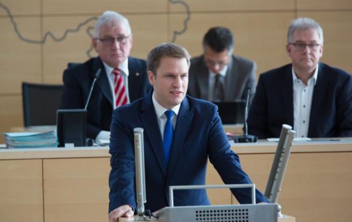 Fraktionsvorsitzender der FDP Fraktion, Christopher Vogt im Landtag Schleswig-Holstein