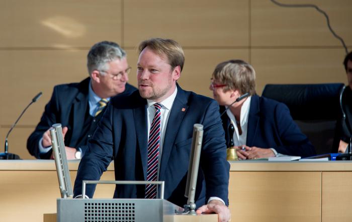 Parlamentarische Geschäftsführer und energiepolitische Sprecher der FDP-Landtagsfraktion, Oliver Kumbartzky